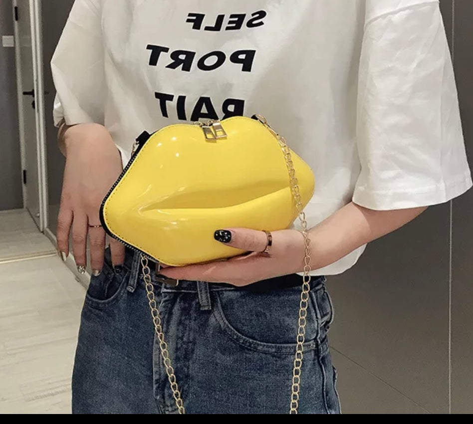 Lip clutches